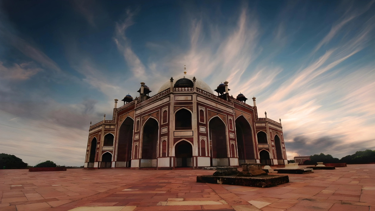 A majestic montage of the Taj Mahal, Amber Fort, and Qutub Minar titled Golden Triangle: India's Royal Odyssey.